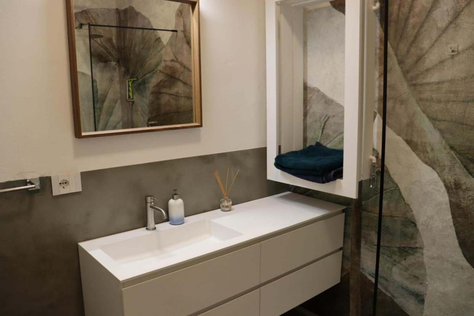 Little Apartment Over The Canal โบโลญญา ภายนอก รูปภาพ